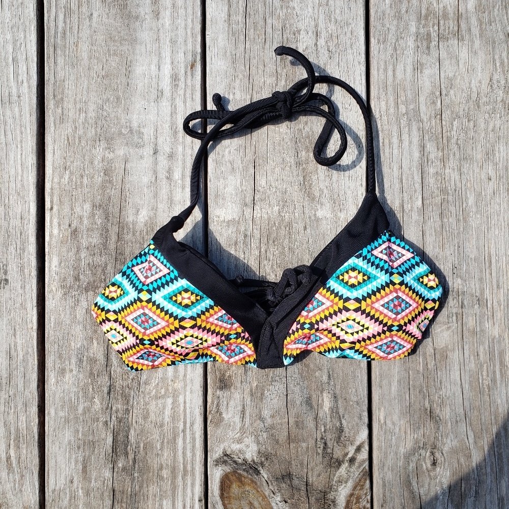 Khongboon Swimwear Bikini Top